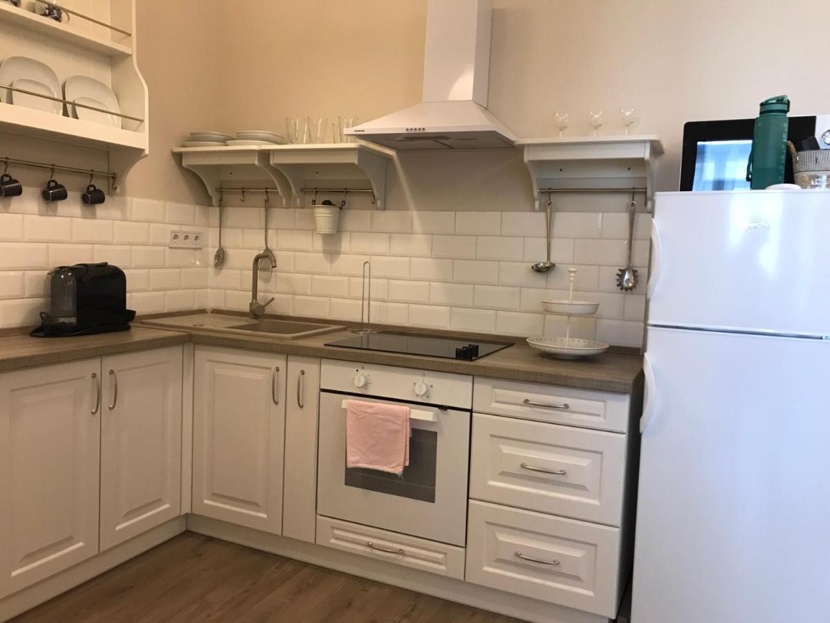 Апартаменты Hemnes2 Apartman Капошвар Экстерьер фото
